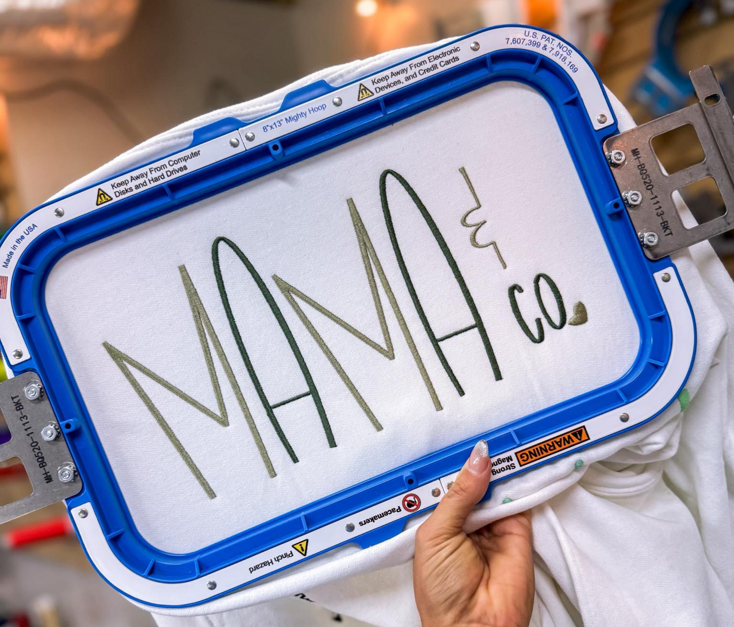 Mama & Co.