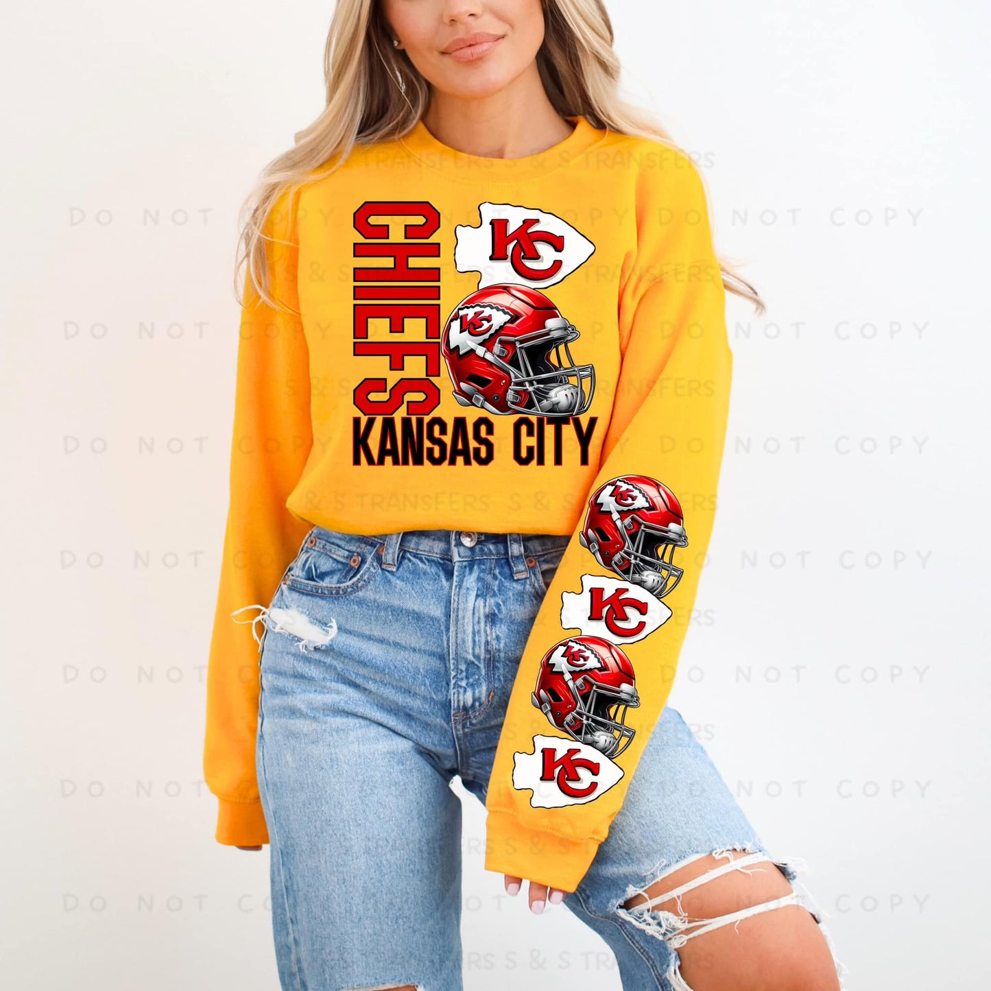 Chiefs w/ Helmet