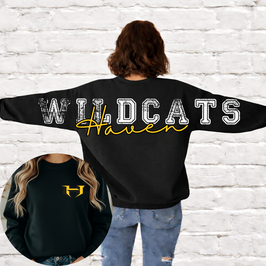 Wildcats Full Back Distressed Mascot w/ Pocket